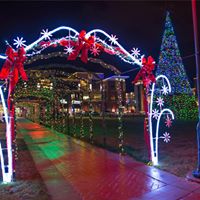 Manhattan Festival of Lights at Blue Earth Plaza