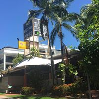 Palm Cove Tavern