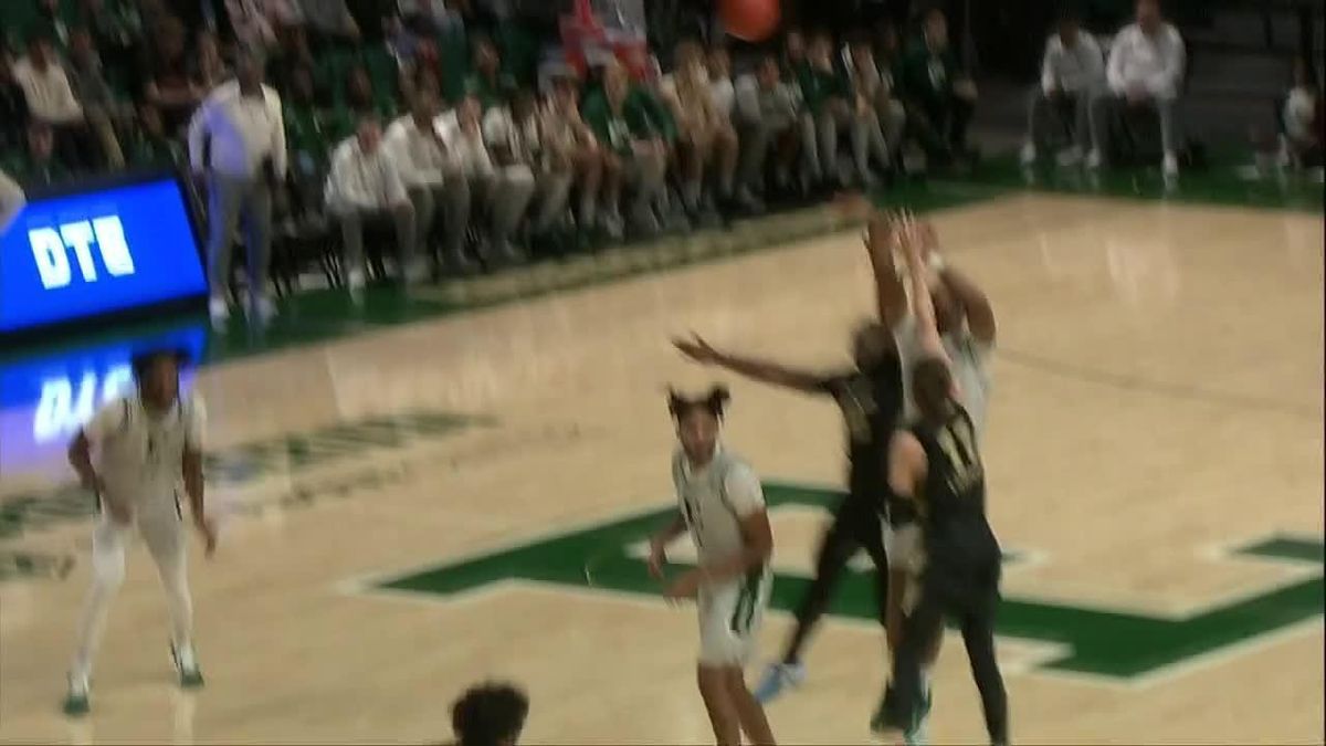 Oakland Golden Grizzlies at Eastern Michigan Eagles Mens Basketball at Gervin GameAbove Center