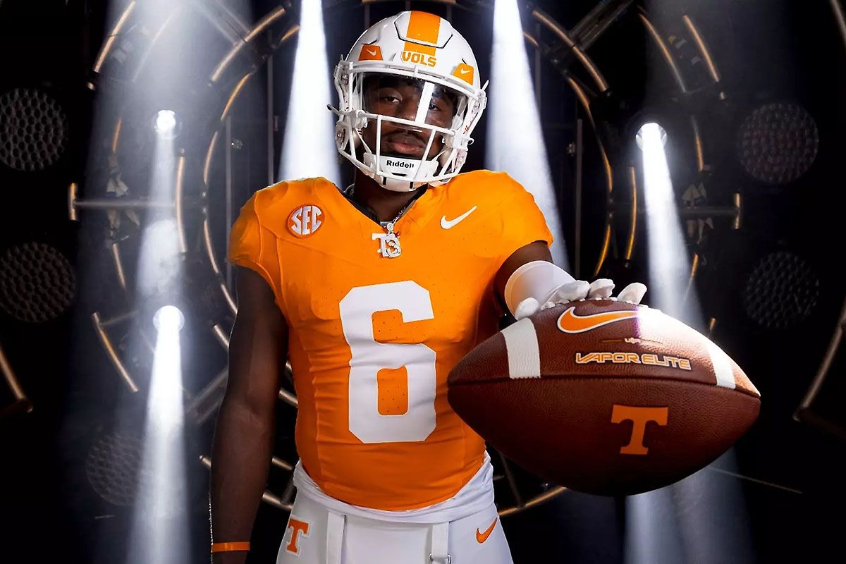 Tennessee Vols at Florida Gators Football at Ben Hill Griffin Stadium