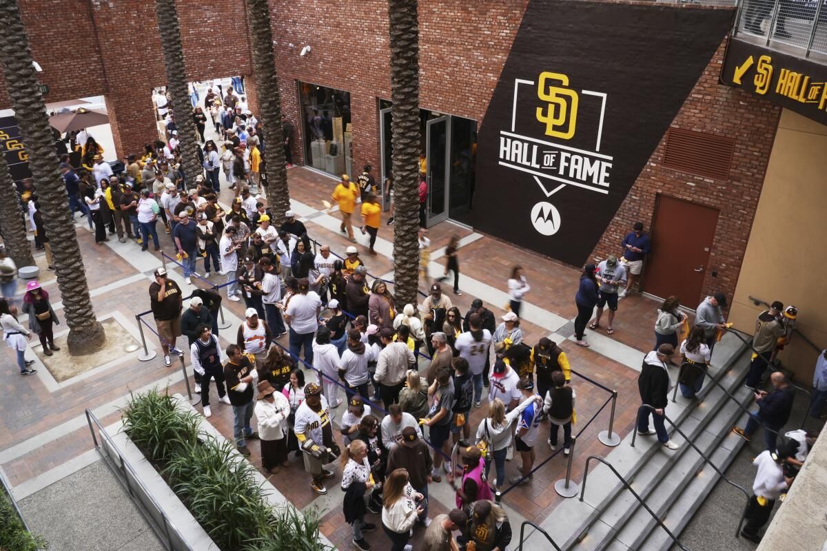 Parking San Diego Padres at Los Angeles Angels