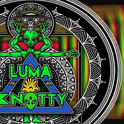 Luma Knotty