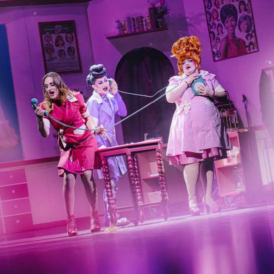 TOPCOAT : un spectacle \u00e9crit par Ruby On The Nail