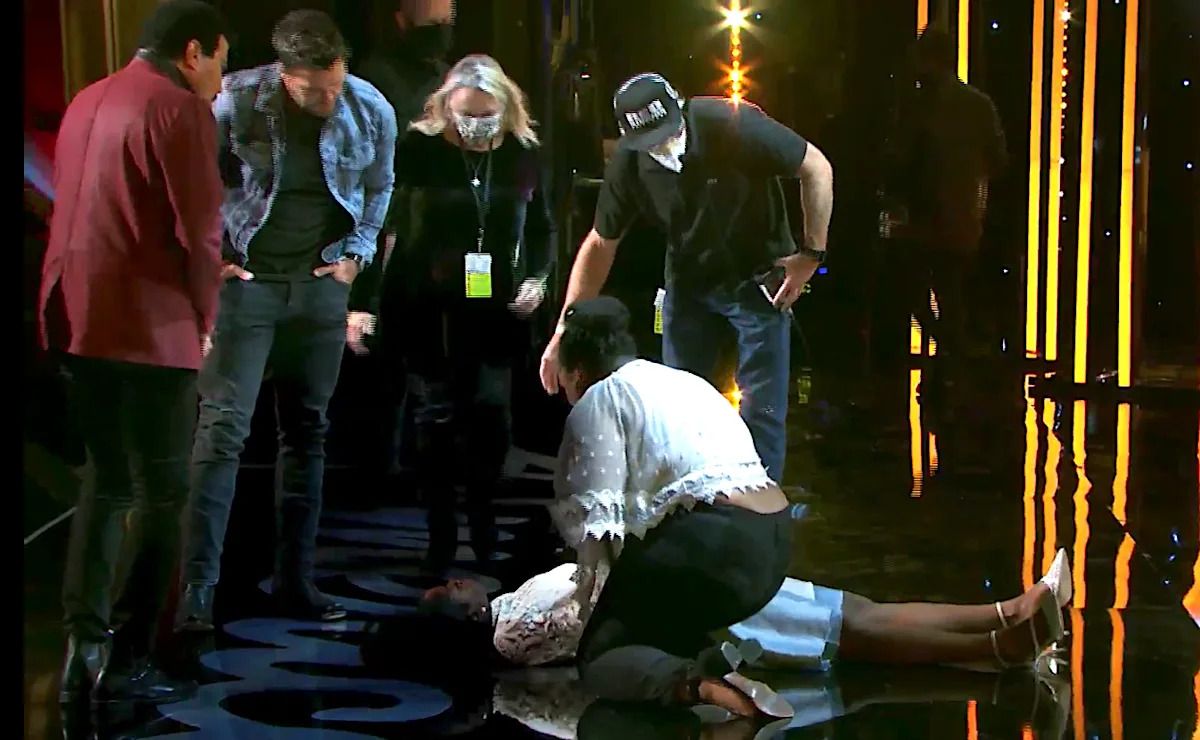 Laila Mach with Sloane Simon