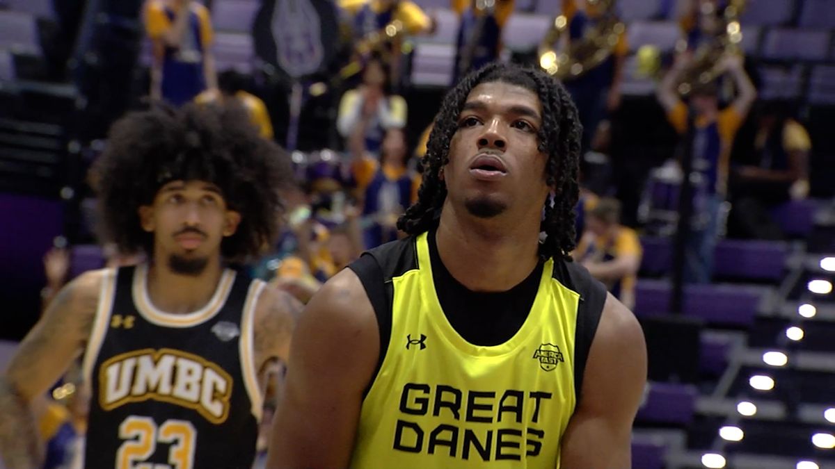 Parking UMBC Retrievers at UAlbany Great Danes Womens Basketball