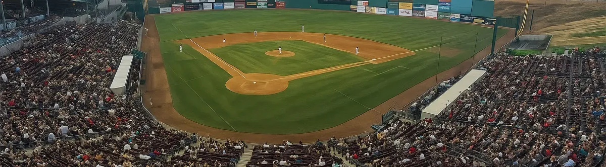 Lake Elsinore Storm at Fresno Grizzlies at Chukchansi Park