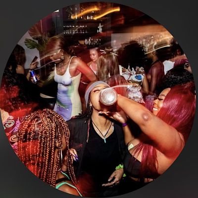 Gyal Segment