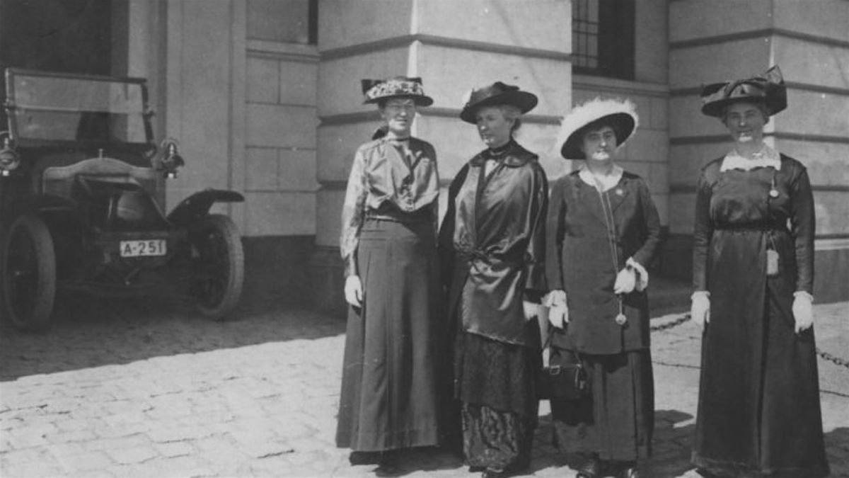 Campaigning women: Chrystal Macmillan, Helen Crawfurd and Helen Steven