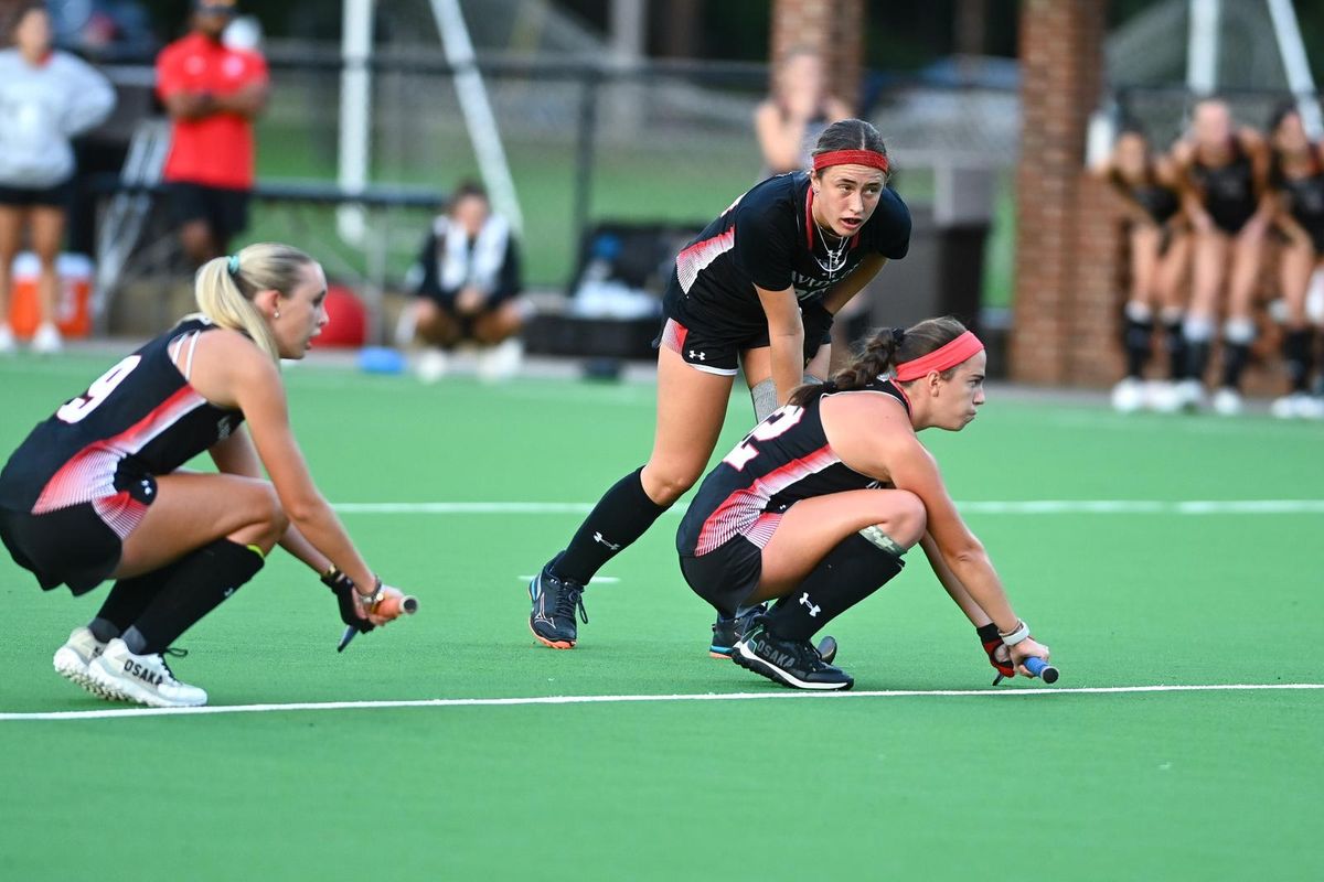 Parking Saint Joseph's Hawks at Davidson Wildcats Womens Basketball