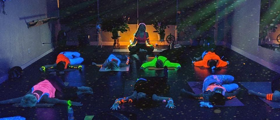 Blacklight Yoga 90s Edition Flourish Norfolk Va September 25 21