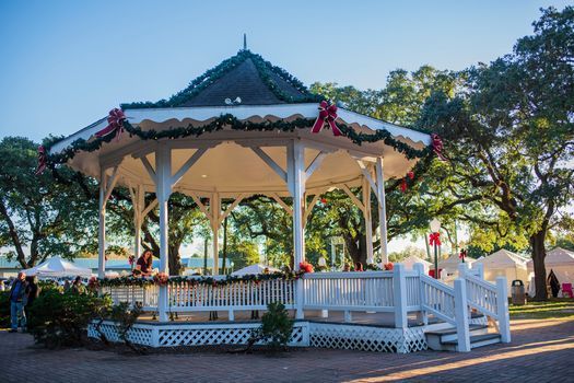 Holiday in the Park - Dec. 5