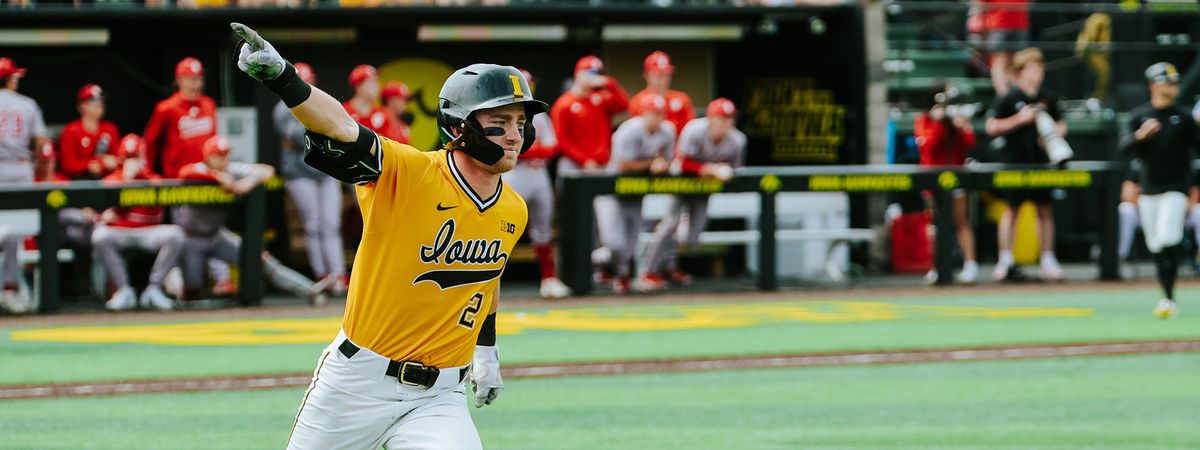 Parking Iowa Hawkeyes at Indiana Hoosiers Baseball