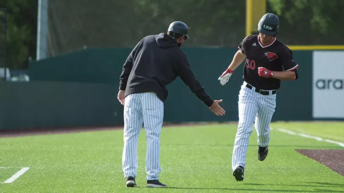 Parking Incarnate Word Cardinals at New Orleans Privateers Womens Basketball