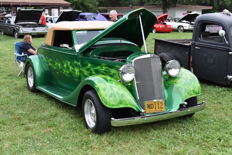 Cruisin Classics Car Clubs 21st Annual Car Show Cannstatter Volksfest