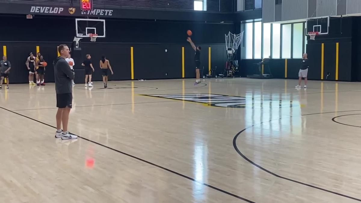 Parking Niagara Purple Eagles at VCU Rams Mens Basketball