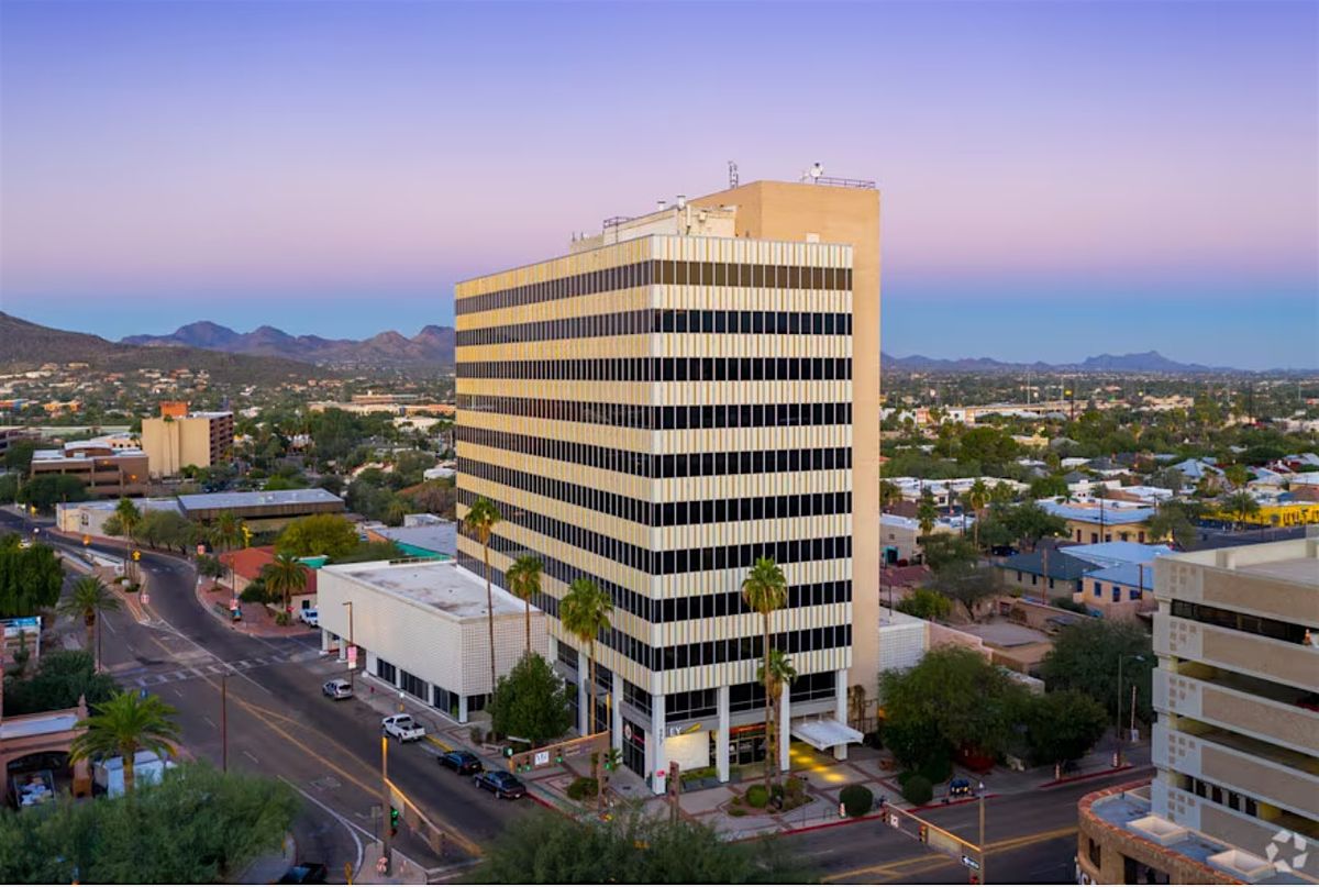 Black Friday Workspace Deals at Tucson\u2019s Iconic TransAmerica Building