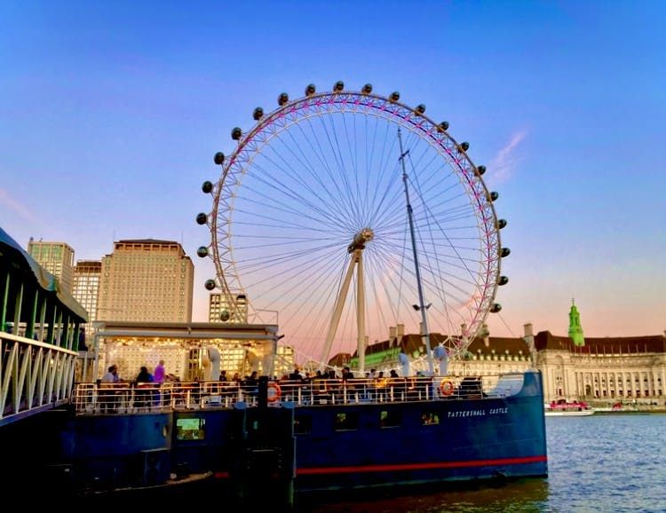 GOODBYE SUMMER BOAT PARTY! MINGLE, GET SOCIAL! Upper & Inner DECK DJ! Stunning Views!