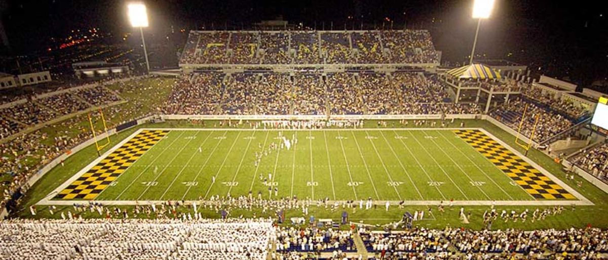 Navy Midshipmen at UNC Charlotte 49ers Football at Jerry Richardson Stadium