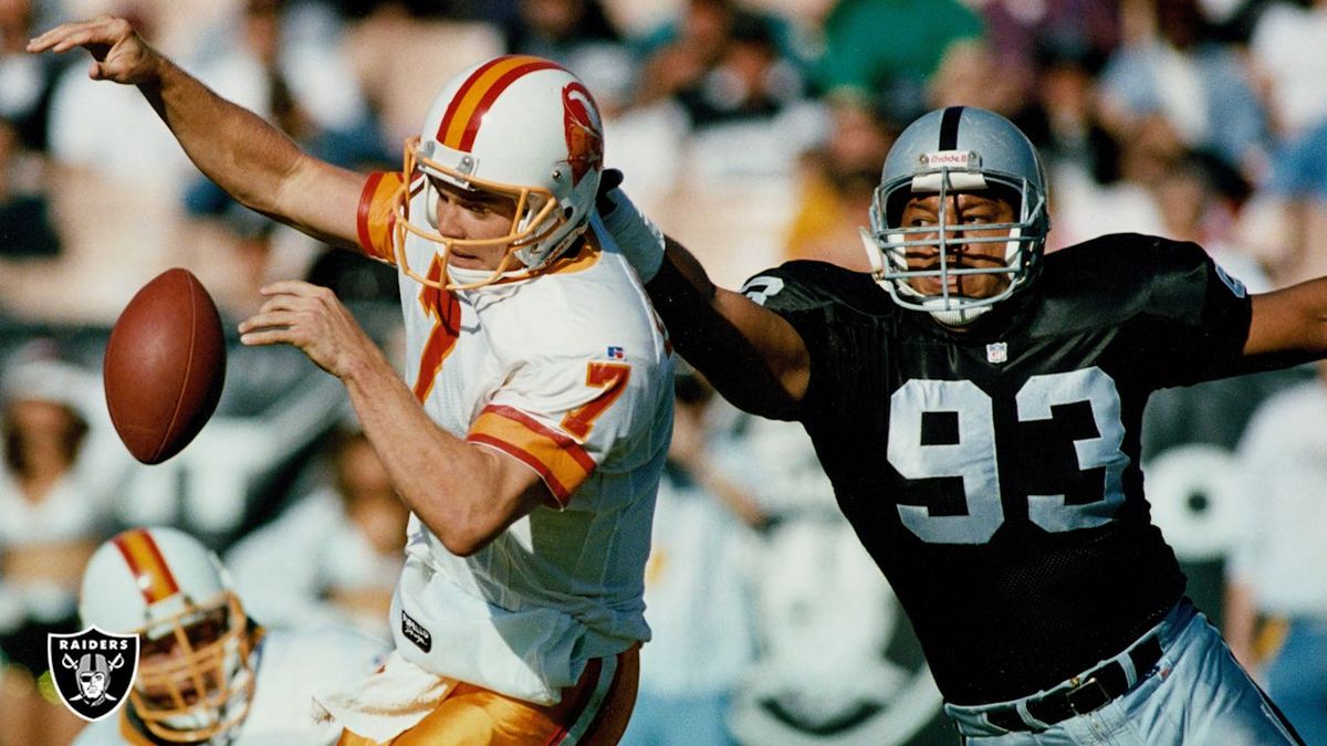 Premium Tailgate Party: Tampa Bay Buccaneers vs. Arizona Cardinals