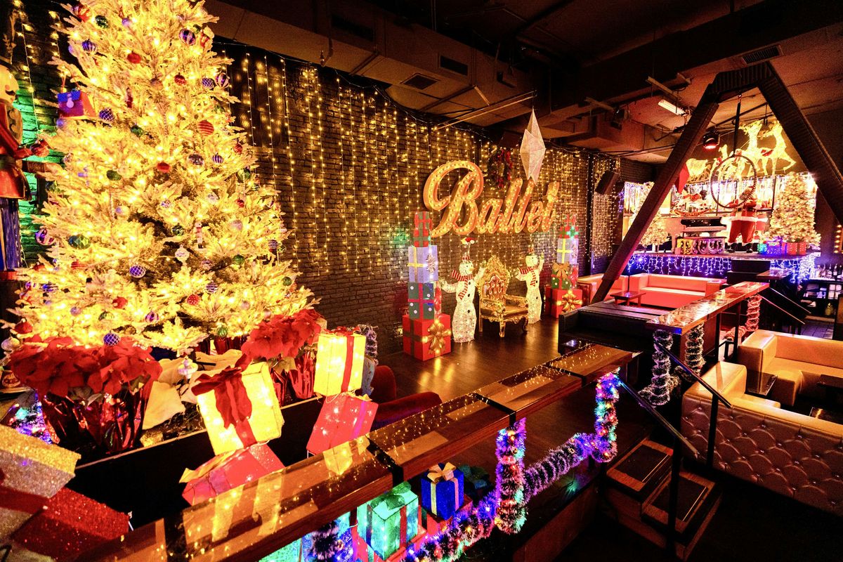 BALLET HOLIDAY SERIES CHRISTMAS POP UP BAR