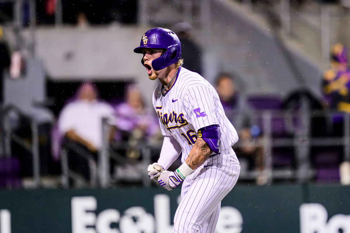Parking Louisiana Tech Bulldogs at LSU Tigers Football