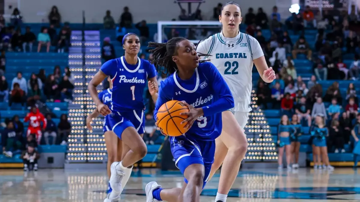 Parking Coastal Carolina Chanticleers at Georgia Southern Eagles Womens Basketball