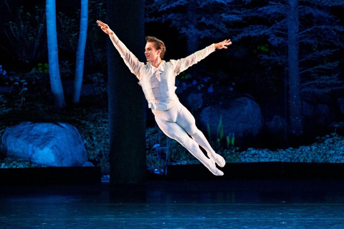 Seattle Symphony - Swan Lake