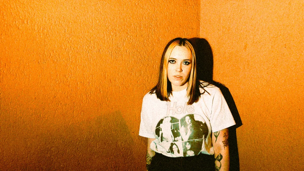 Soccer Mommy, Dummy in Columbus