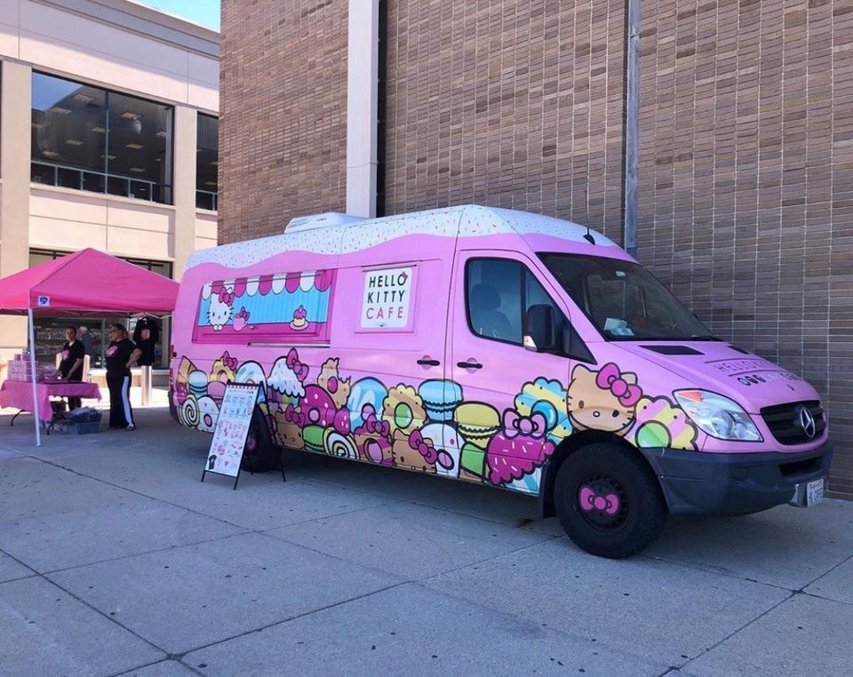 Hello Kitty Cafe Truck East - Milwaukee Appearance | Mayfair (Wauwatosa ...