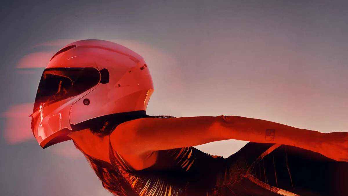Kaitlyn Aurelia Smith in City of London