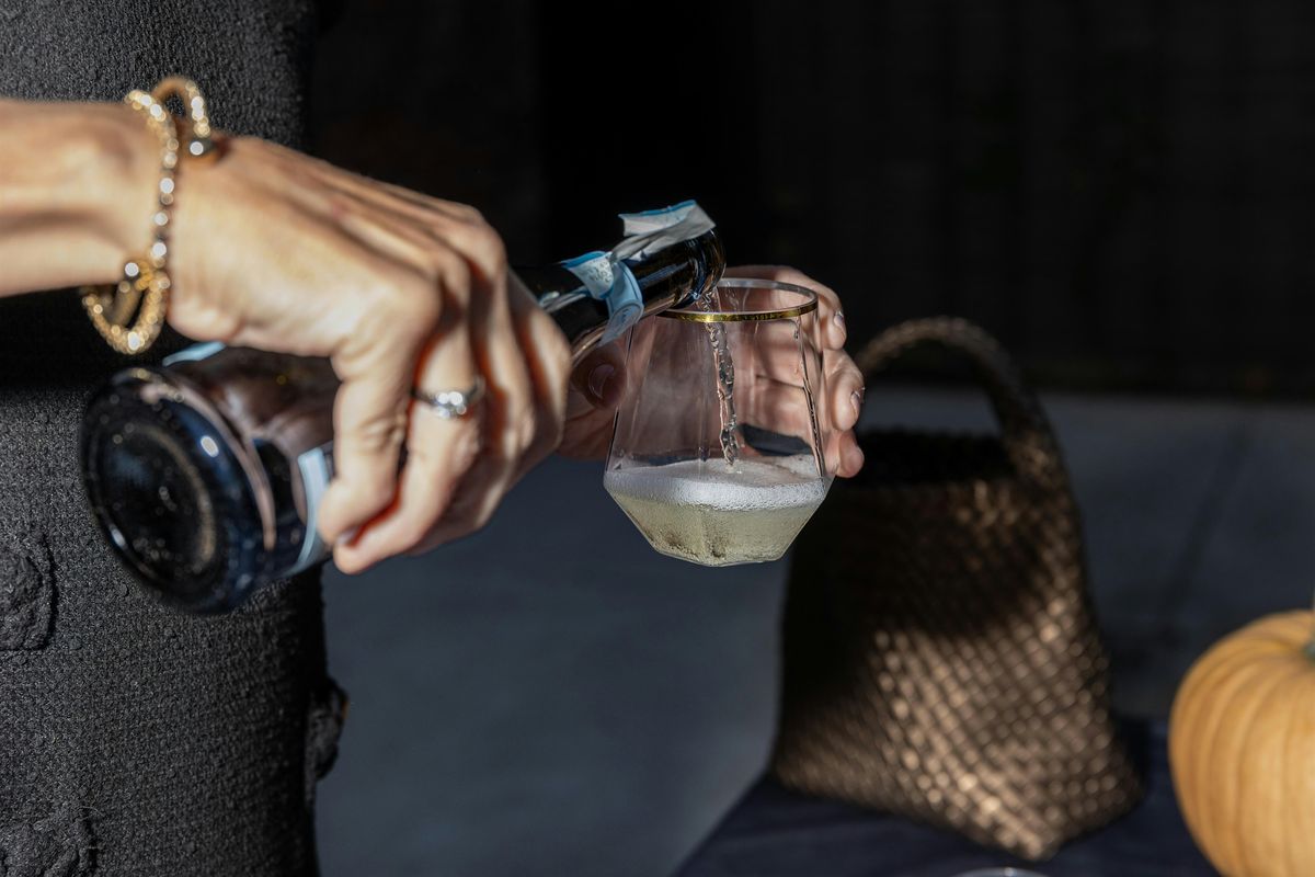 The Gas Lamp Hotel After Dark: Holiday Edition