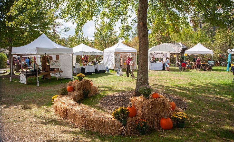 Cashiers Valley Leaf Festival 2022 The Village at Greenbriar, Dallas
