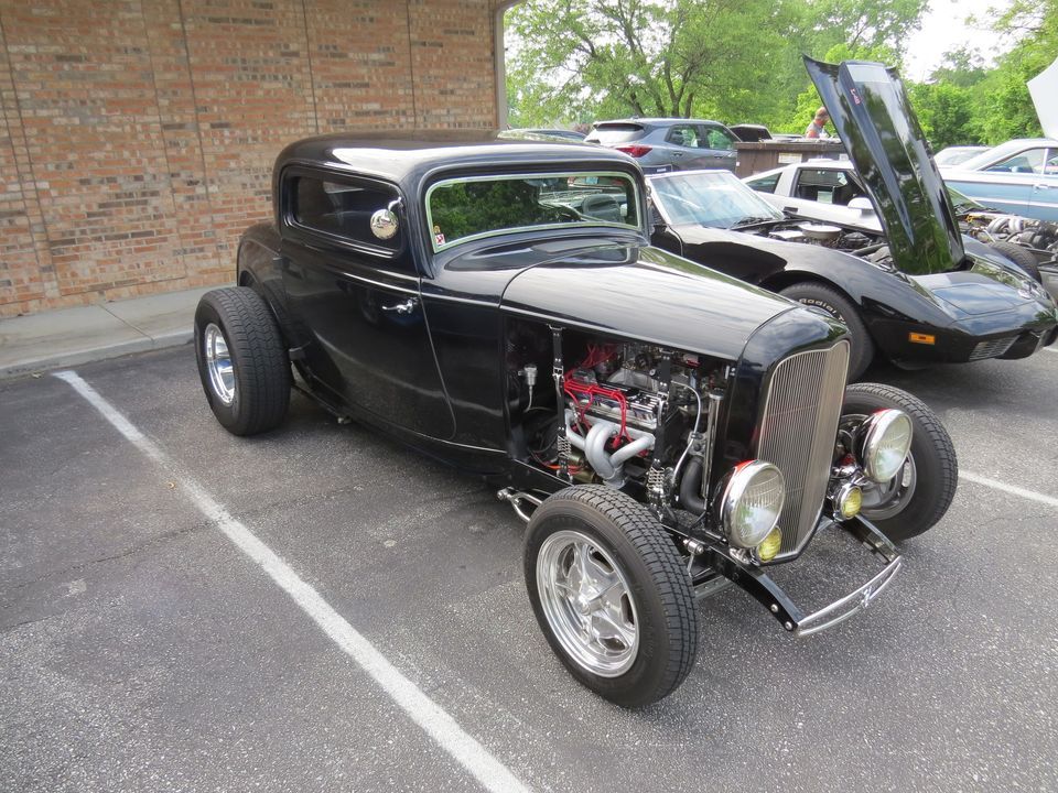 Fillmores Sunday Cruise In Fillmore's Dairy Hut, Florence, KY June