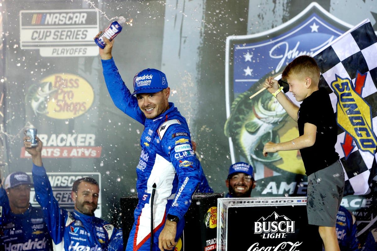 Hollywood Casino 400 - NASCAR Cup Series - Playoff Race