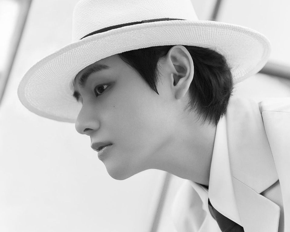 Glamour Vante ll happy taehyung day