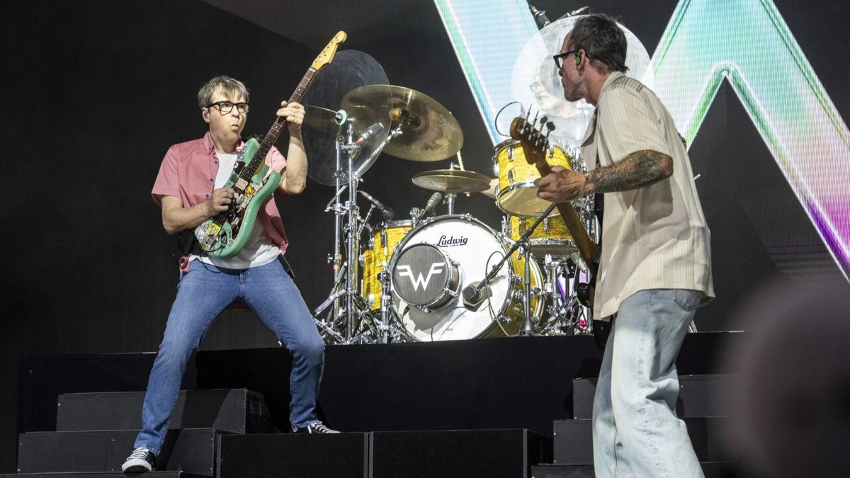 America's River Roots Festival with Weezer