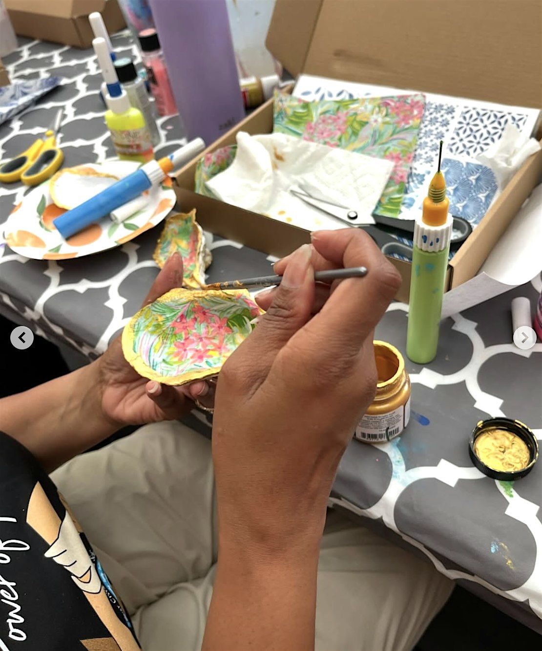 Holiday Oyster Shell Decoupage Workshop with Julie Gross