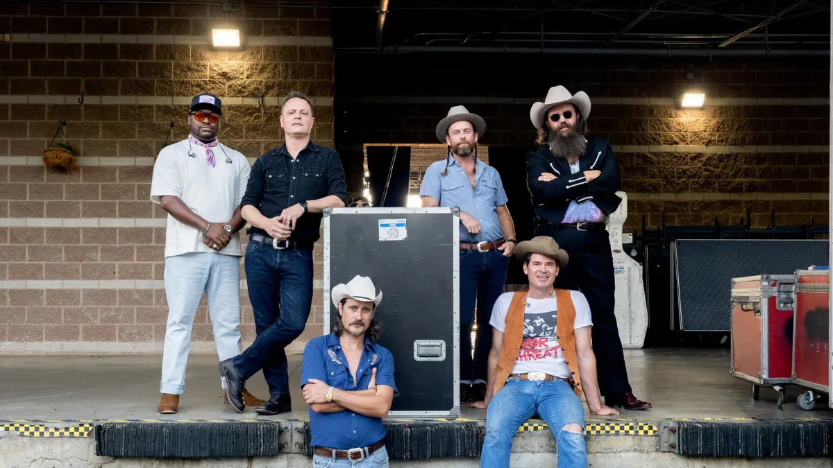 Old Crow Medicine Show in Huntington