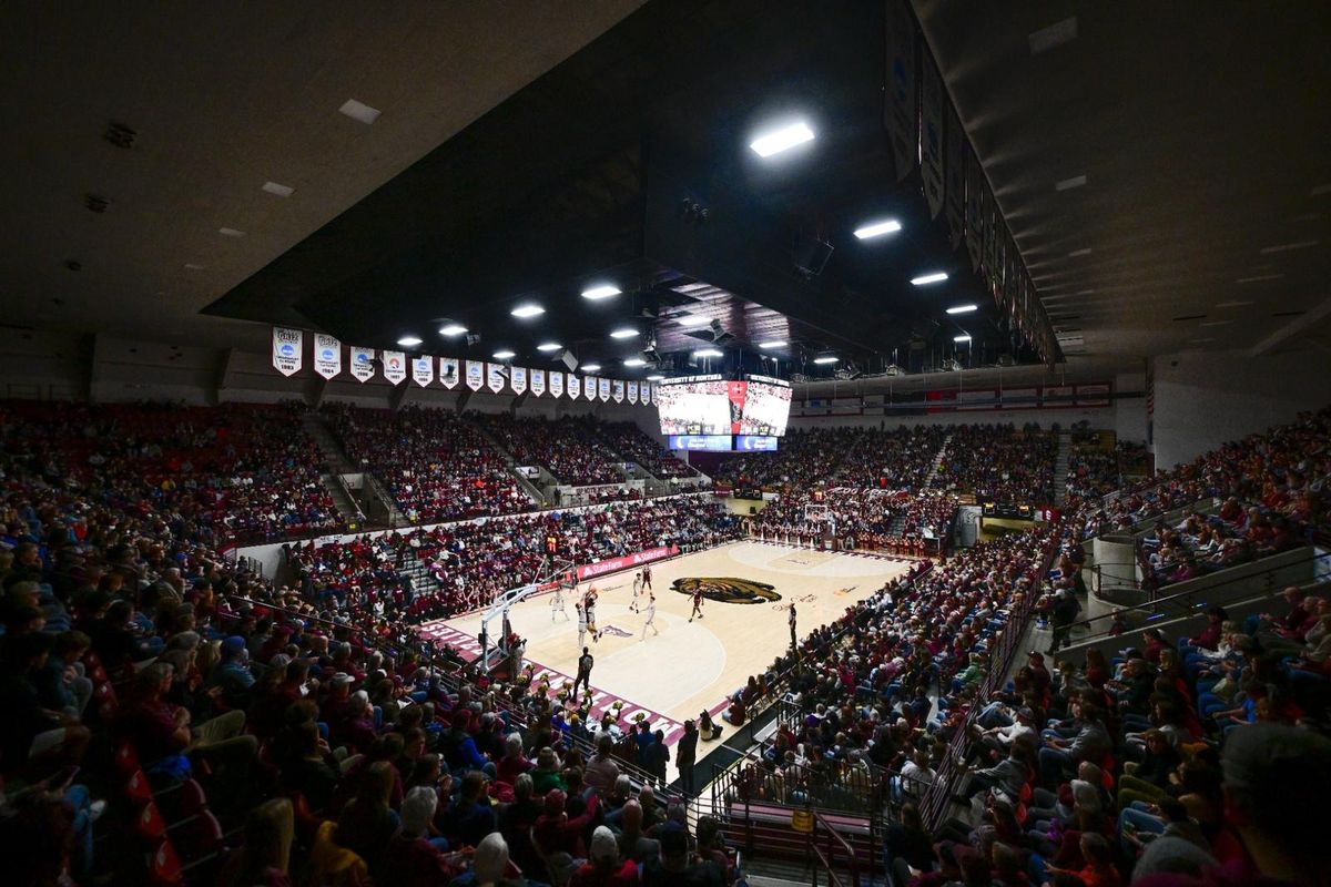 Parking Montana Grizzlies at Northern Colorado Bears Mens Basketball