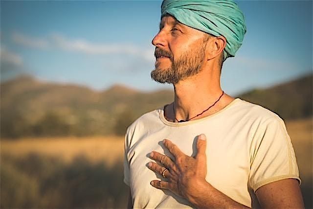 Blissful Friday evening Yoga with world-renowned teacher: Sky of Sama Yoga