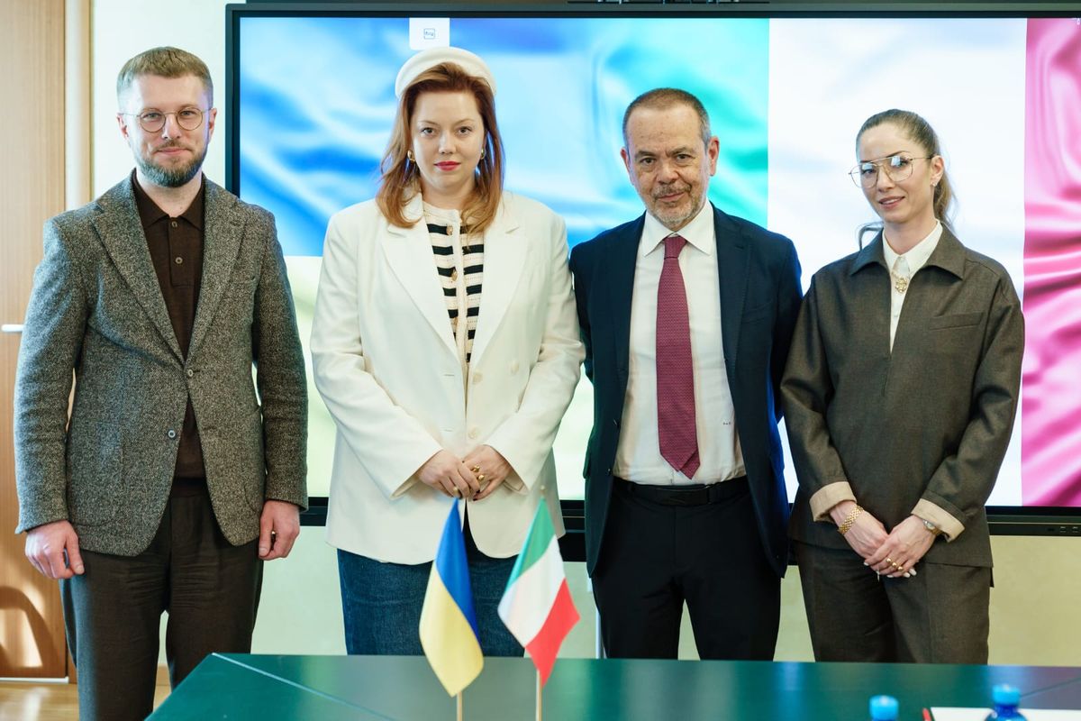 The TEAM - Reconstructing at Memorial Hall - NC