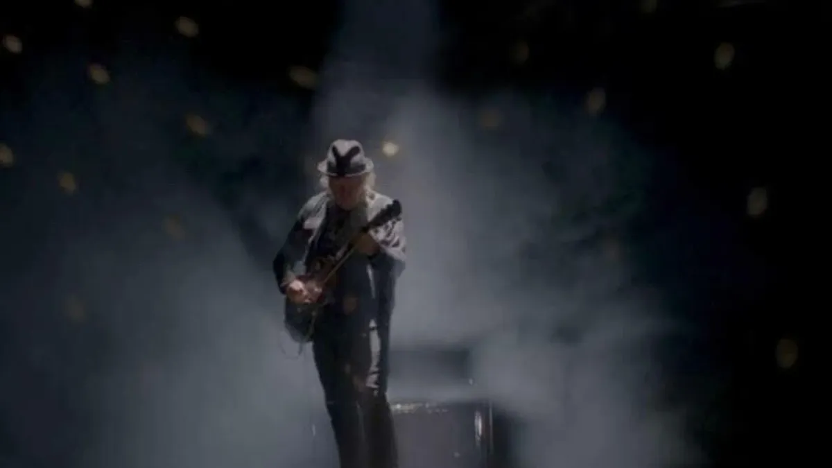 Neil Young, Elvis Costello &amp; The Imposters in Glasgow