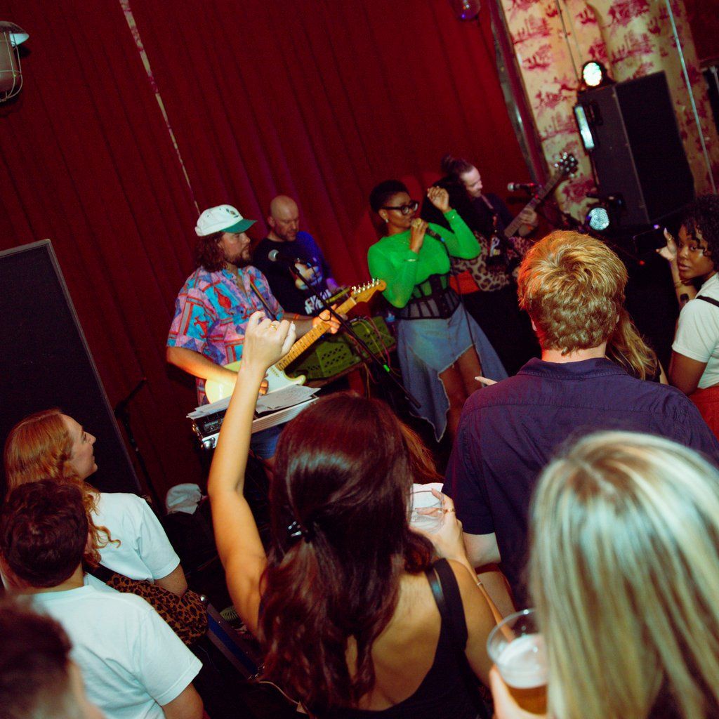 Girls of the Internet (Live)