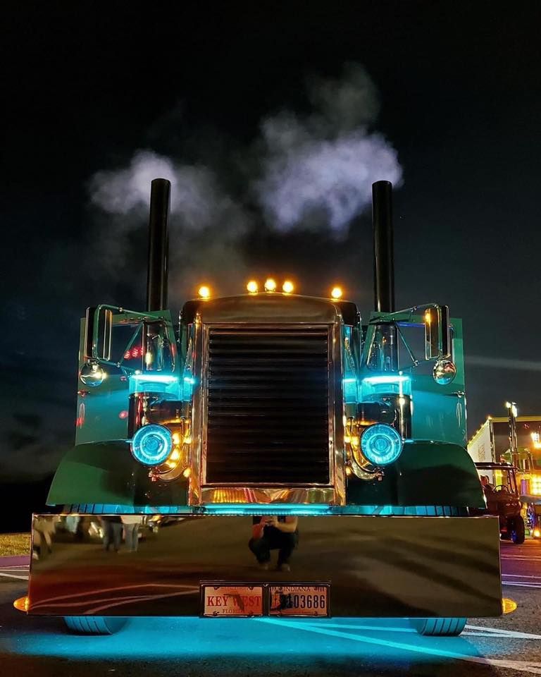 Convoys Big Rig Truck Show 2022 Easton St, Ronkonkoma, NY 11779
