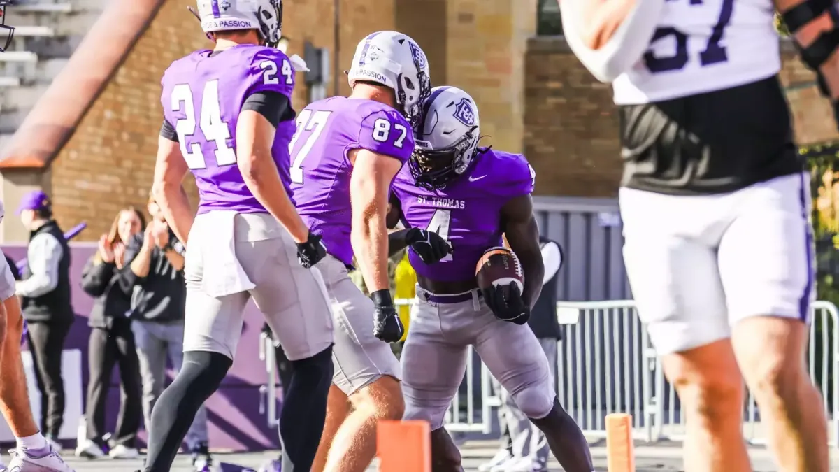 Parking St. Thomas Tommies at San Diego Toreros Football