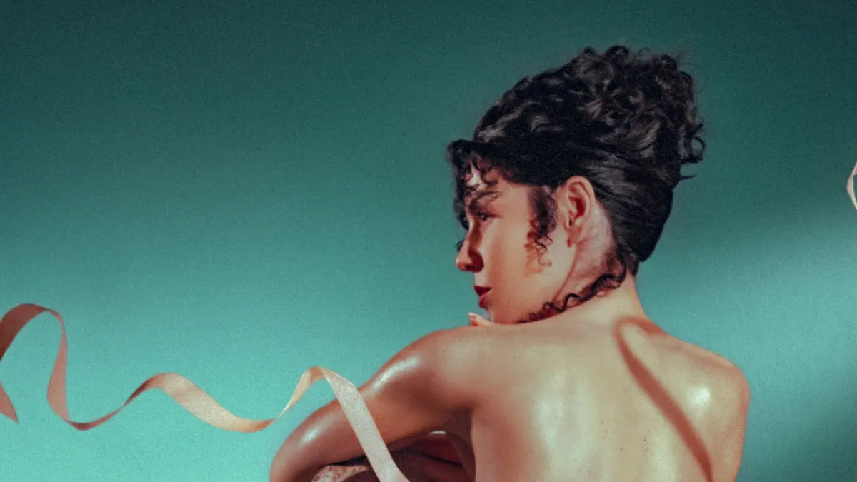 MARINA, Mallrat in Toronto