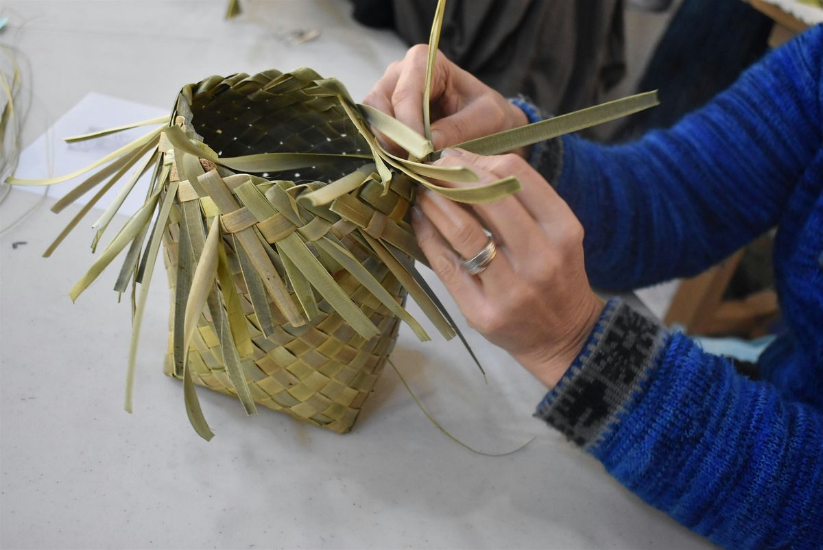 8 Week Harakeke Weaving Class