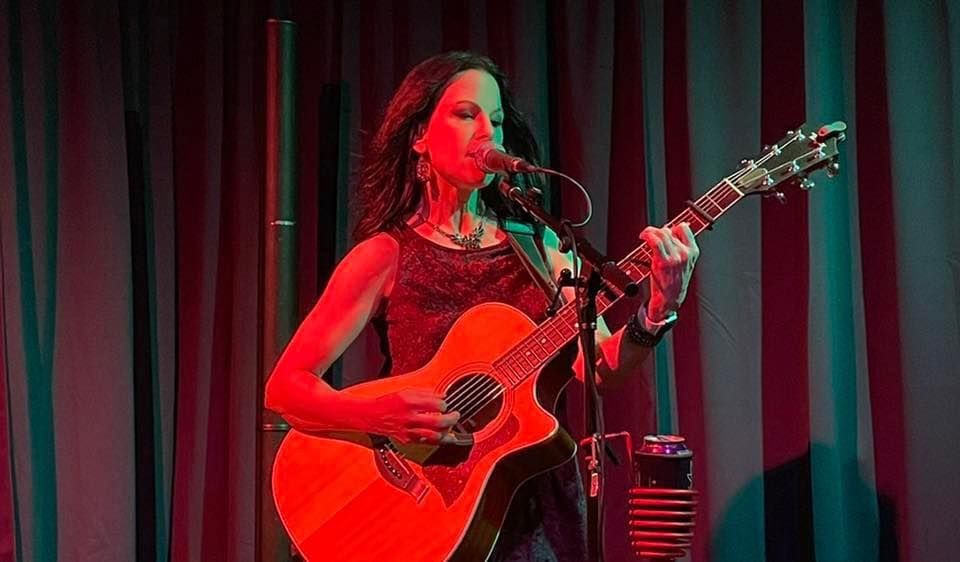 Gloria Roubal at New Moon Cafe