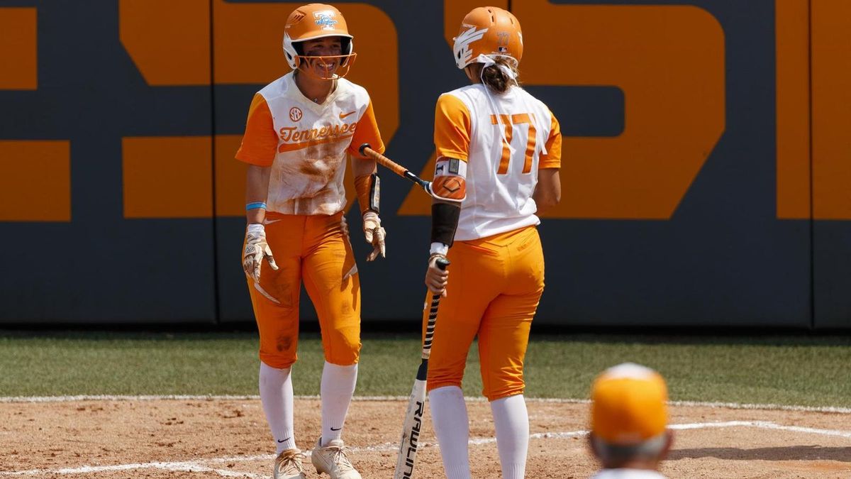 Parking Tennessee Tech Golden Eagles at Tennessee Lady Volunteers Softball