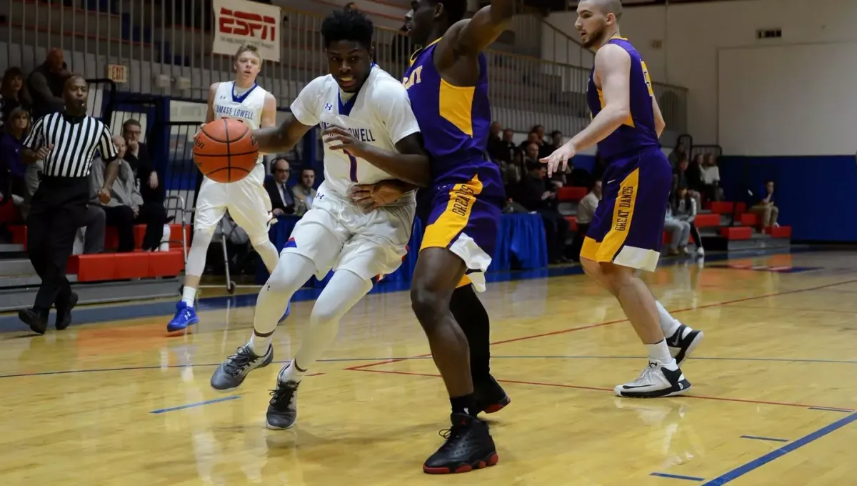 Parking UAlbany Great Danes at UMass Lowell River Hawks Womens Basketball